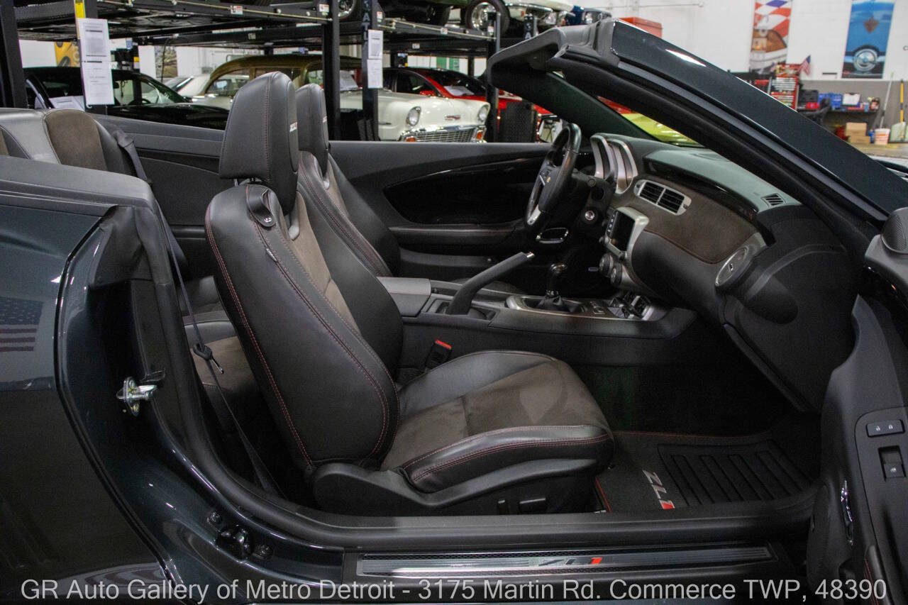 Used 2013 Chevrolet Camaro ZL1 RWD image 39