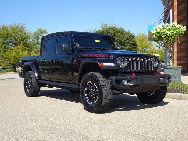 Used 2024 Jeep Gladiator Rubicon AWD/4WD image 26