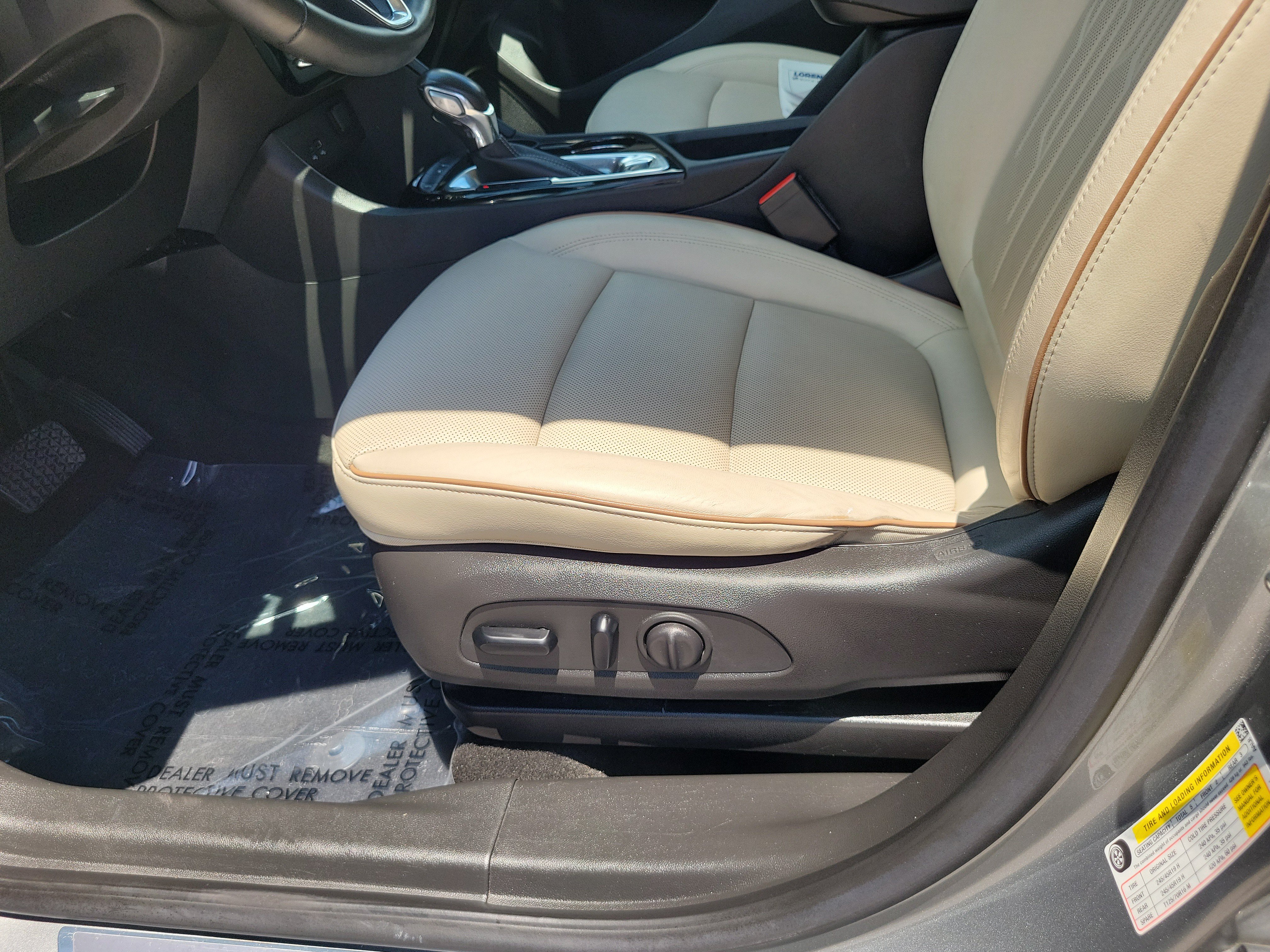 Used 2024 Buick Encore GX Avenir FWD image 12
