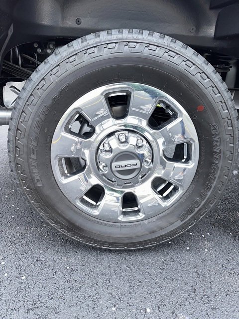 New 2025 Ford F350 Lariat w/ Lariat Ultimate Package image 25