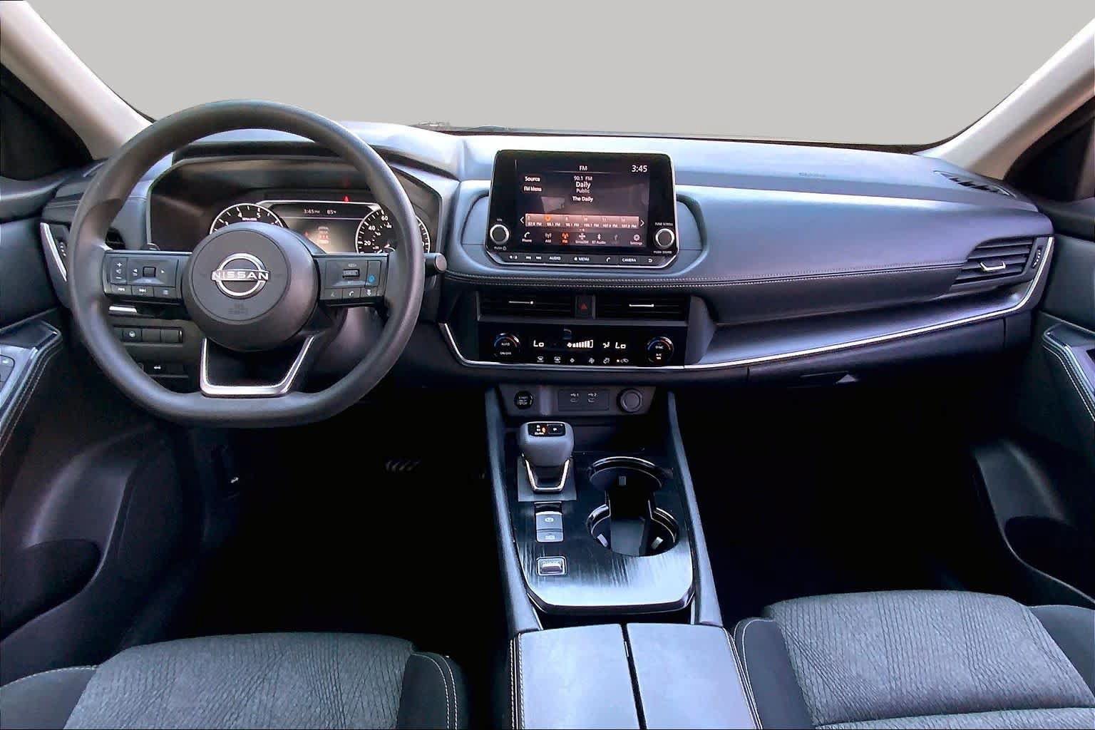 Used 2024 Nissan Rogue SV FWD image 15