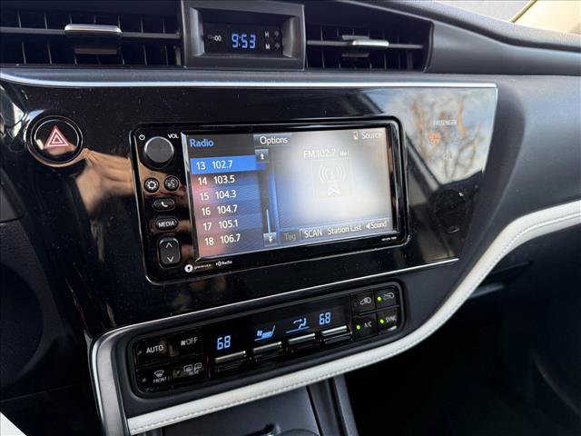 Used 2017 Toyota Corolla iM image 11