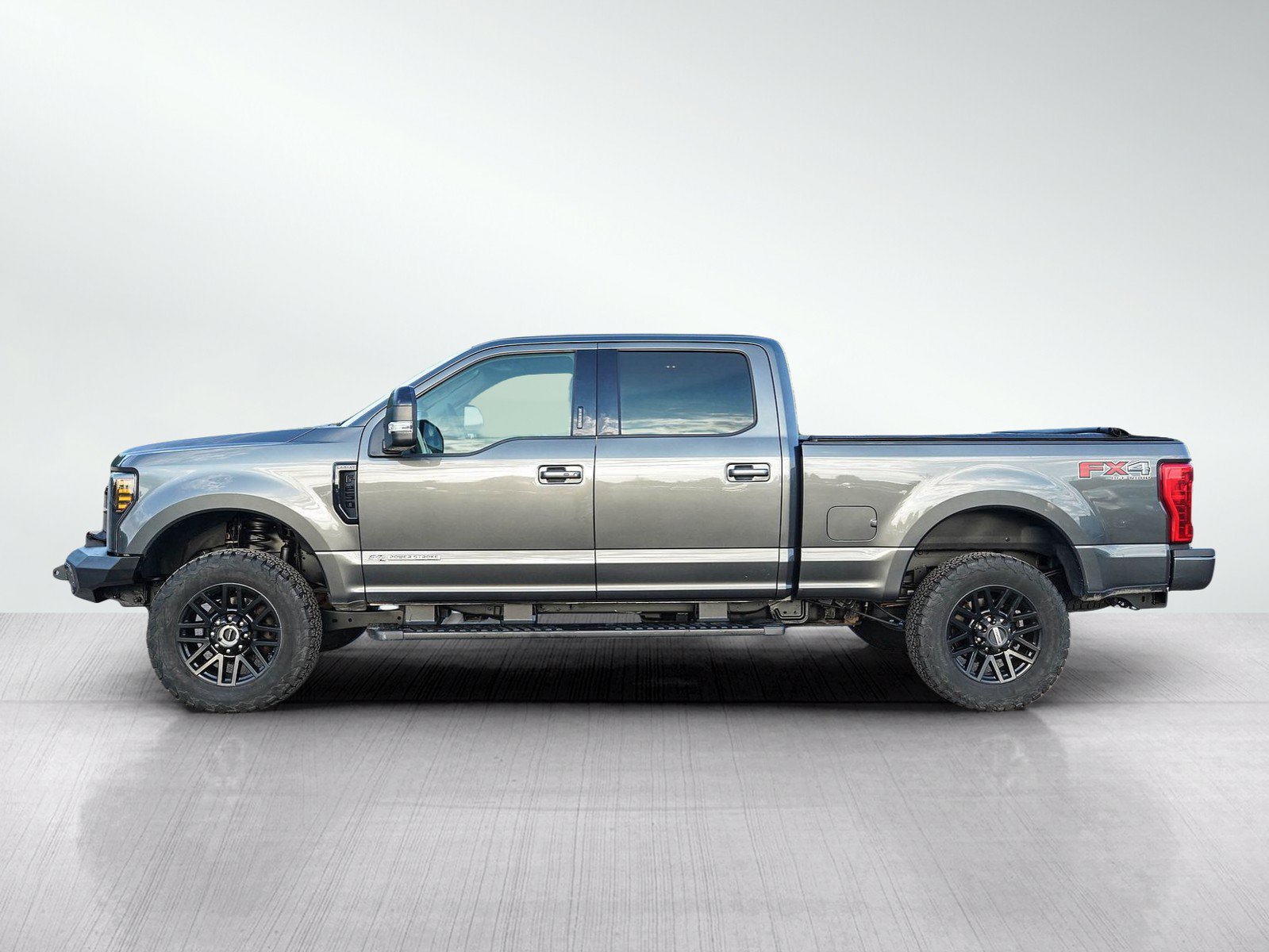 Used 2019 Ford F250 Lariat AWD/4WD image 2