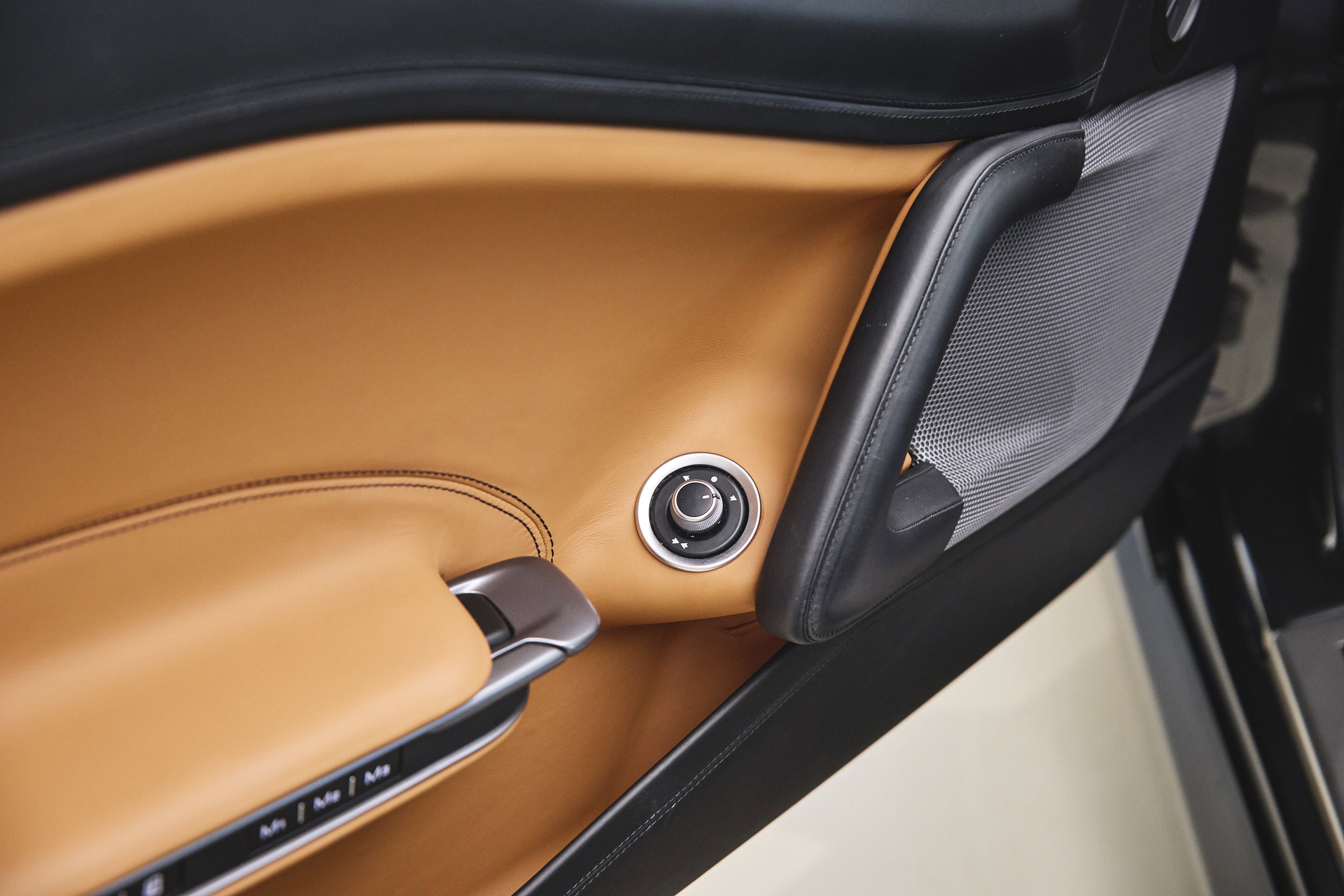 Used 2018 Ferrari GTC4Lusso image 26