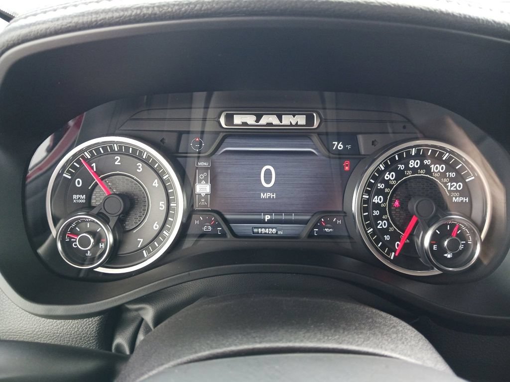 Used 2025 RAM 1500 Laramie AWD/4WD image 19