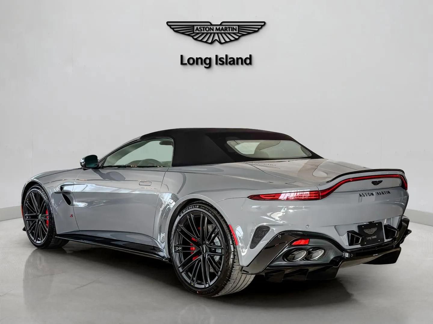 New 2026 Aston Martin V8 Vantage S image 7