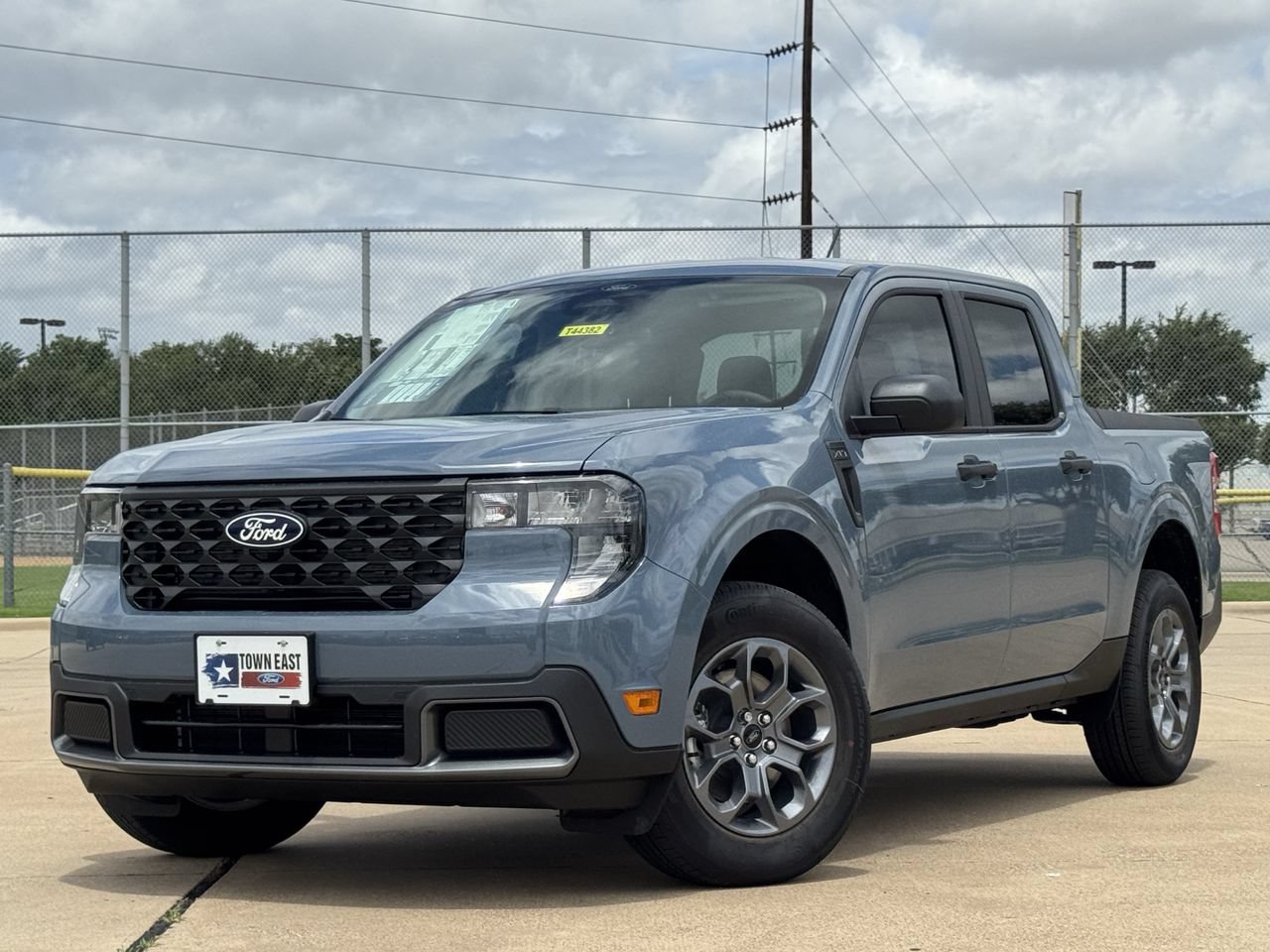New 2026 Ford Maverick XLT FWD image 2