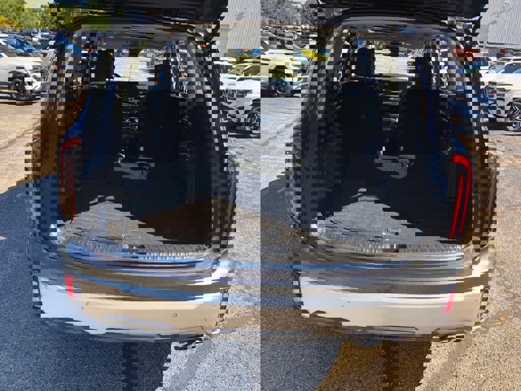 Used 2024 Kia Telluride EX w/ EX Captain's Chair Package image 40