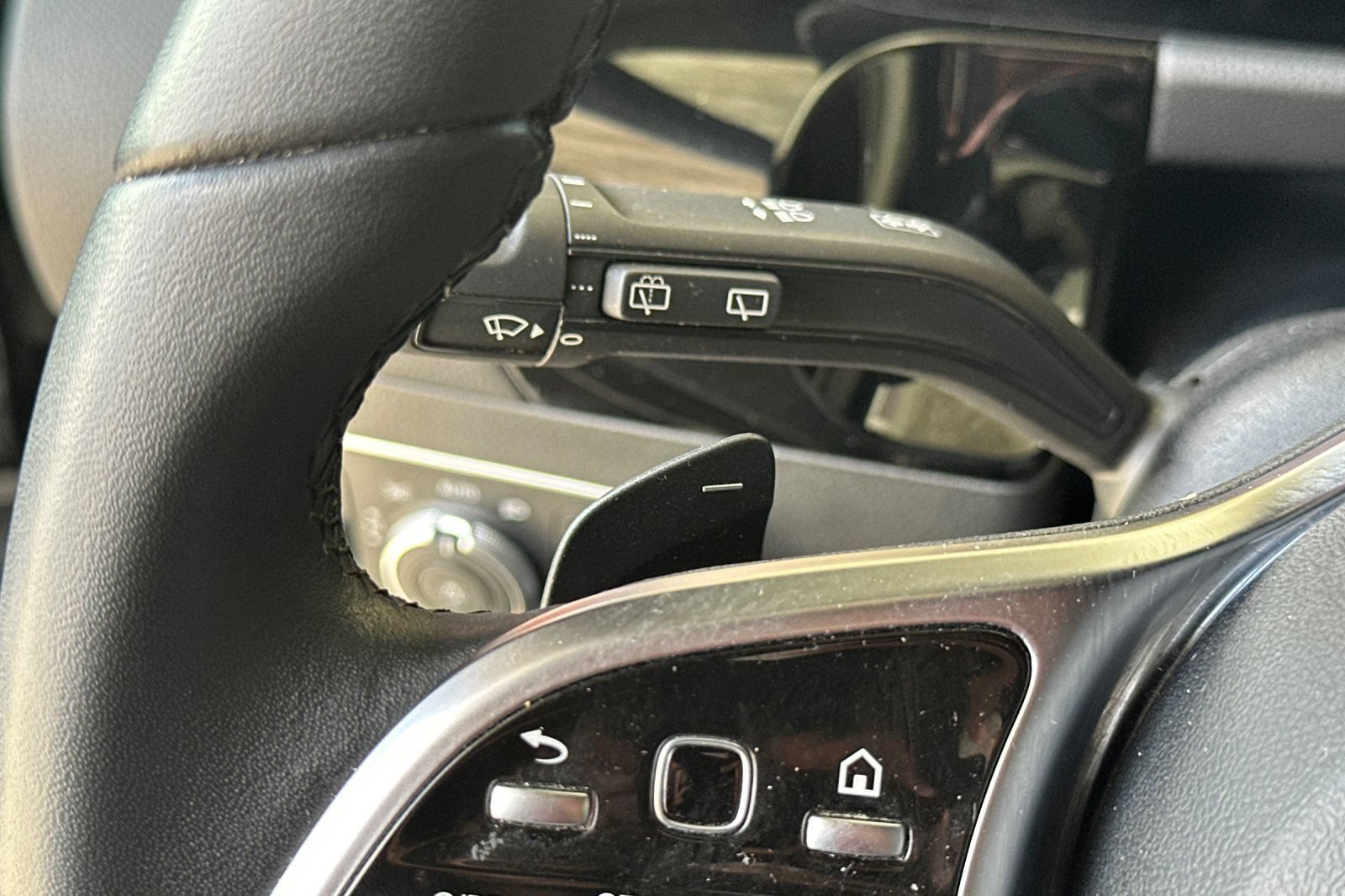 Certified 2023 Mercedes-Benz GLA 250 w/ Premium Package image 32
