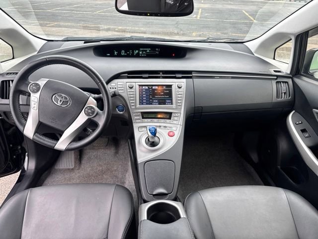Used 2013 Toyota Prius Four w/ Deluxe Solar Roof Pkg FWD image 13