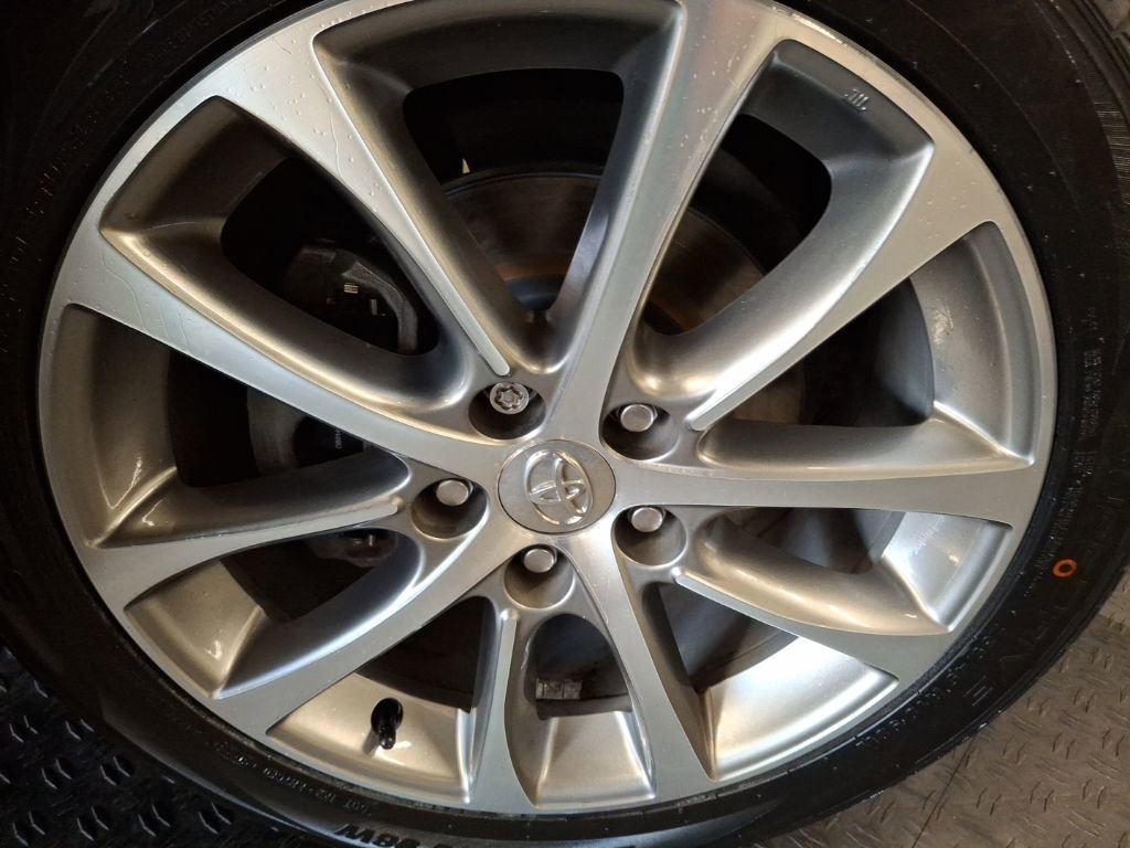 Used 2014 Toyota Avalon XLE Touring image 4