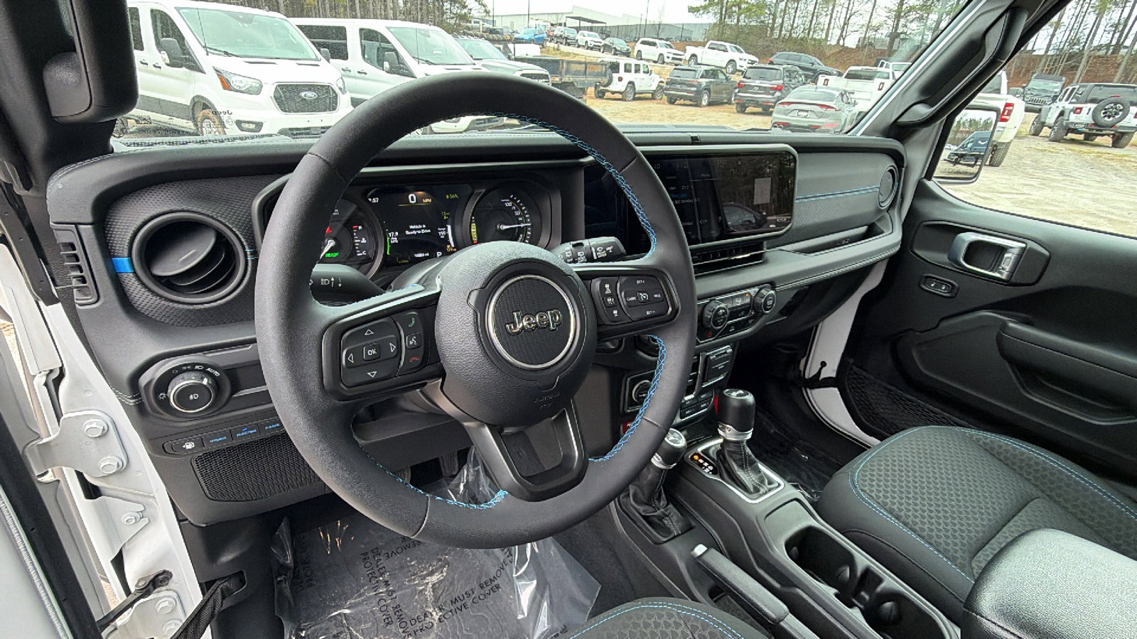 Used 2024 Jeep Wrangler Unlimited Rubicon 4xe image 24