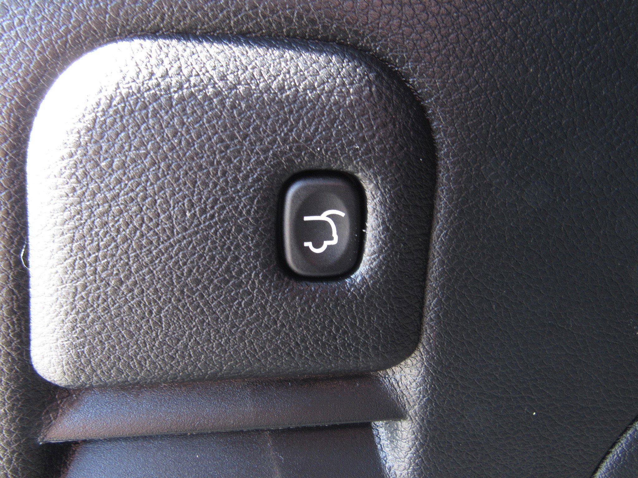 Used 2021 Jeep Grand Cherokee Limited X image 14