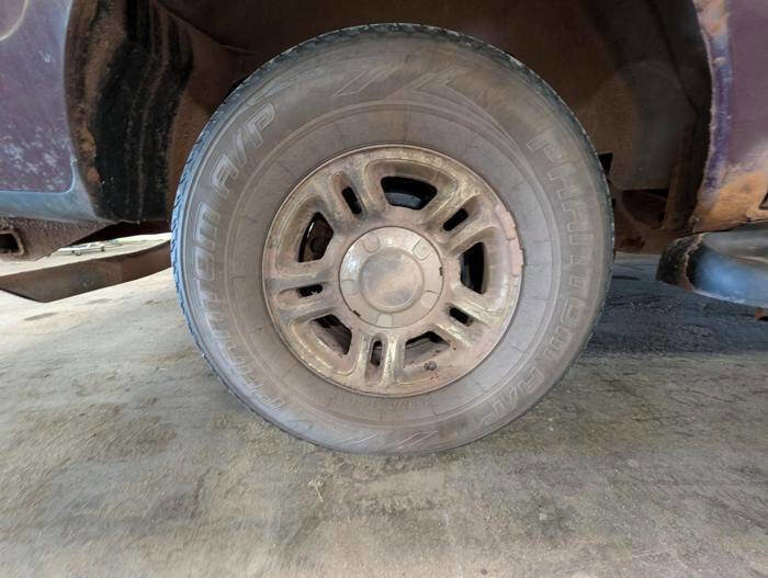 Used 2001 Ford Expedition XLT AWD/4WD image 16