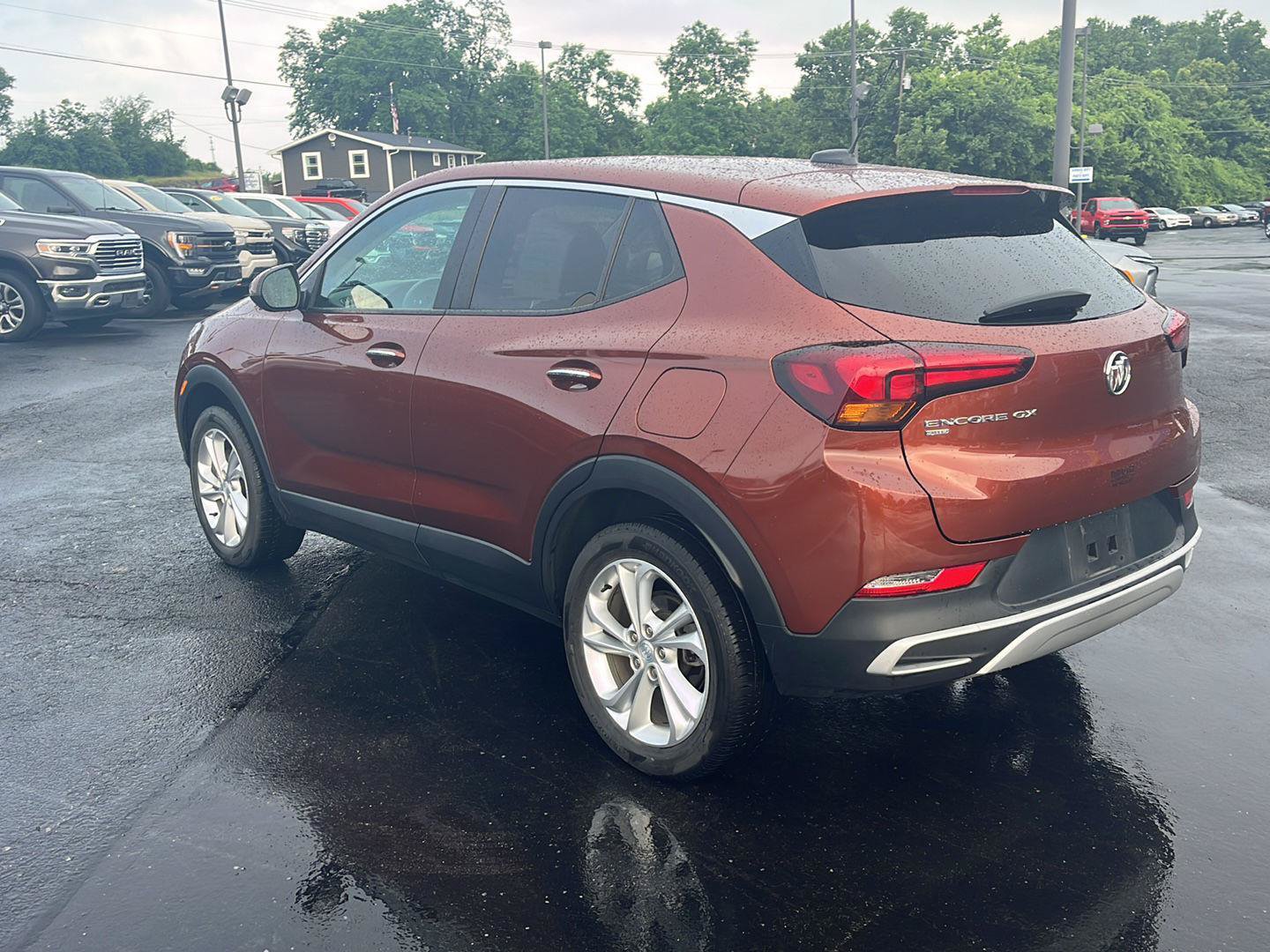 Used 2020 Buick Encore GX Preferred w/ Cold Weather Comfort Package AWD/4WD image 3