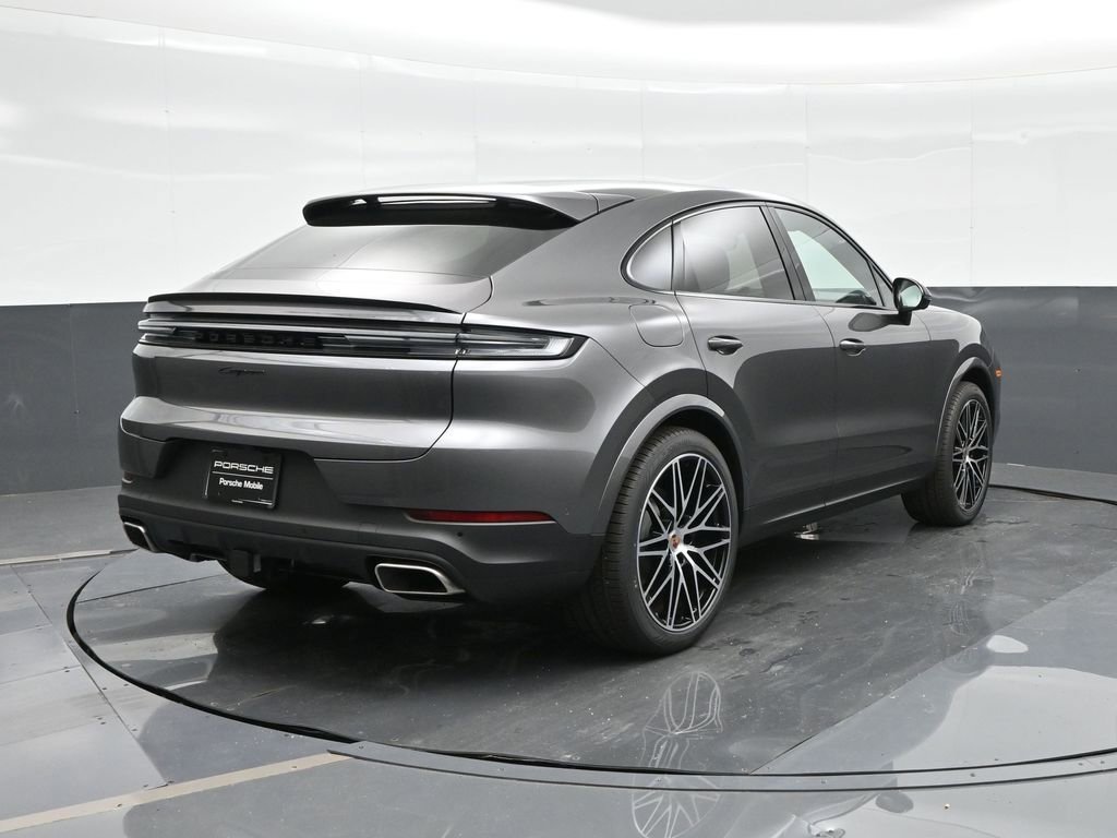 New 2025 Porsche Cayenne Coupe image 6
