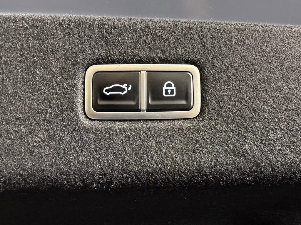 Used 2024 Hyundai Ioniq 6 Limited image 30