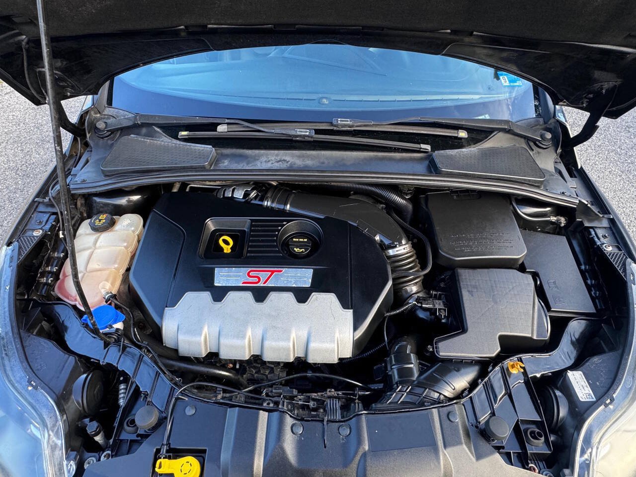 Used 2014 Ford Focus ST w/ Equipment Group 202A FWD image 18