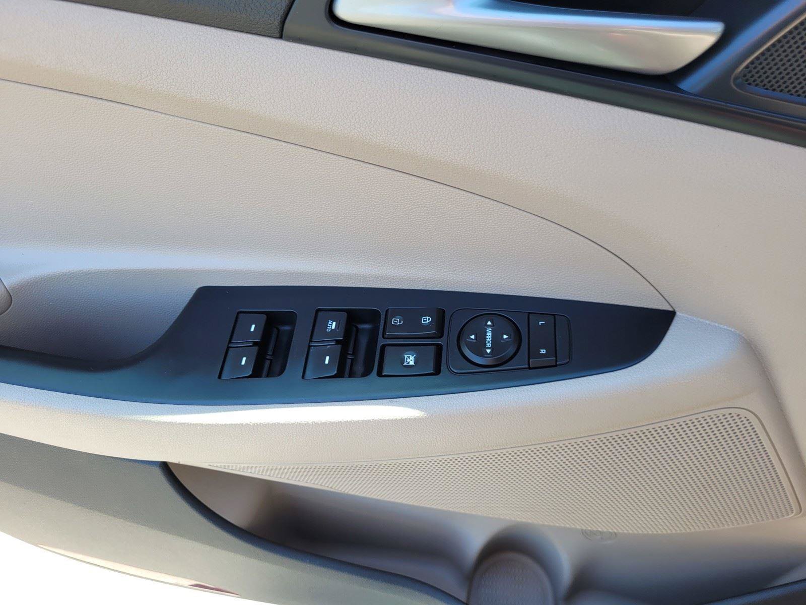 Used 2018 Hyundai Tucson SEL FWD image 22