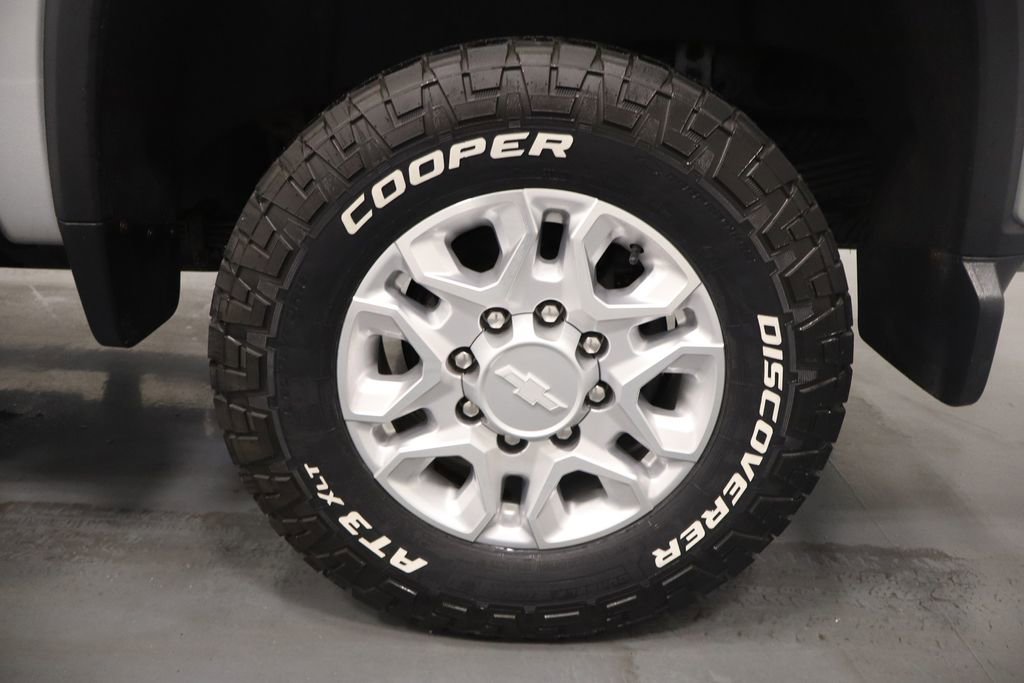 Used 2020 Chevrolet Silverado 2500 LT w/ All Star Edition AWD/4WD image 25