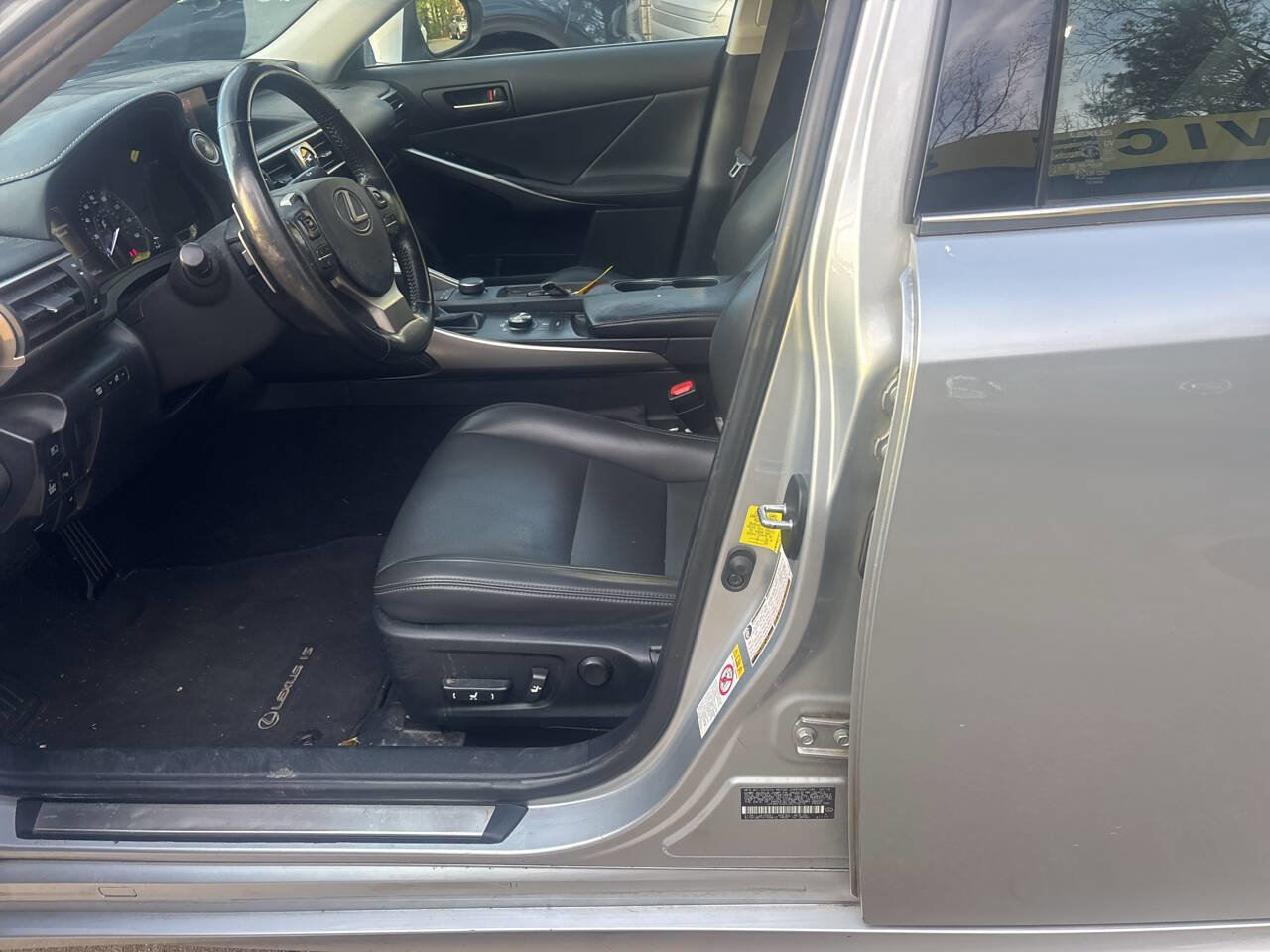 Used 2018 Lexus IS 300 w/ Premium Package image 9