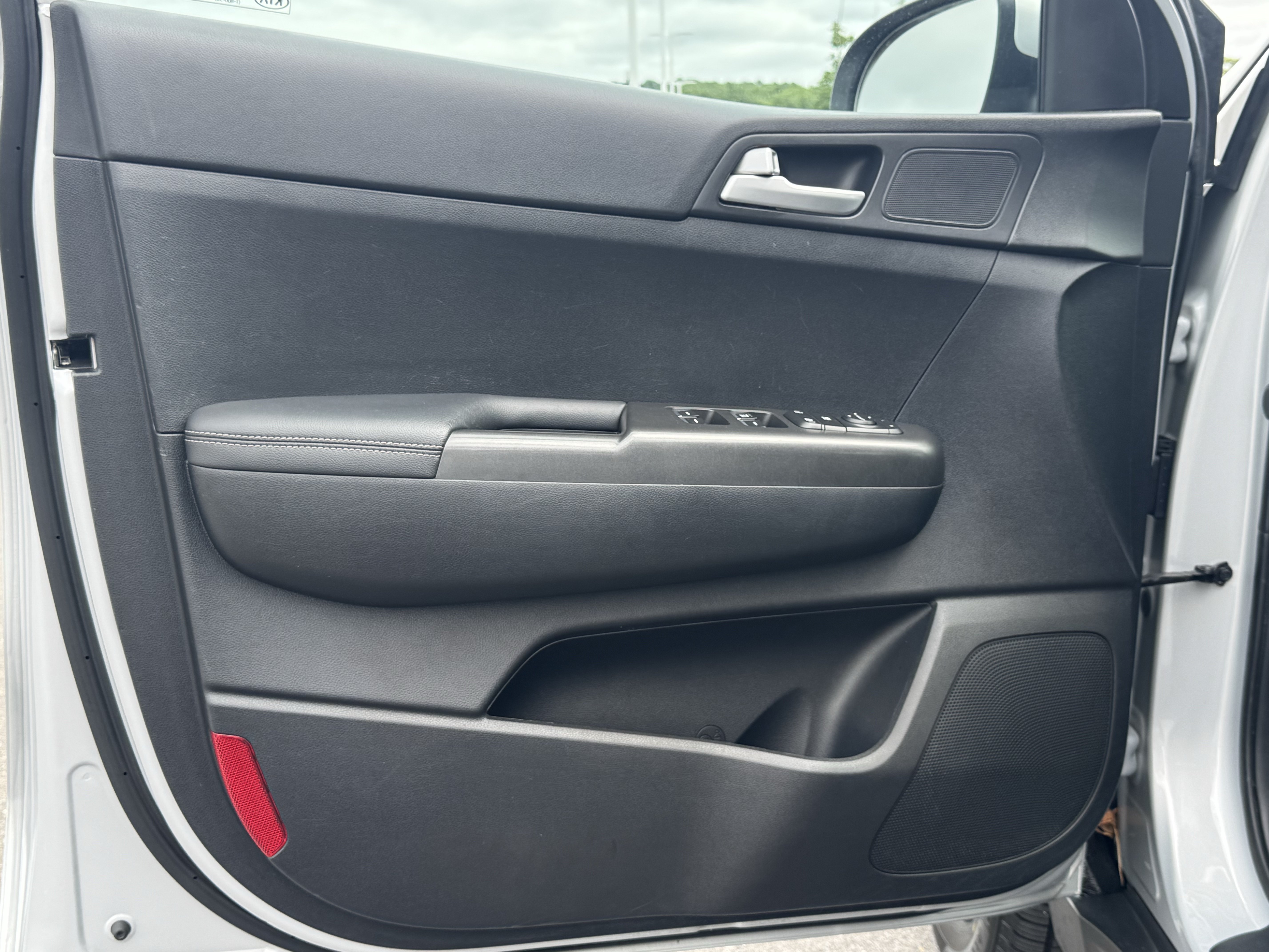 Used 2019 Kia Sportage LX AWD/4WD image 15