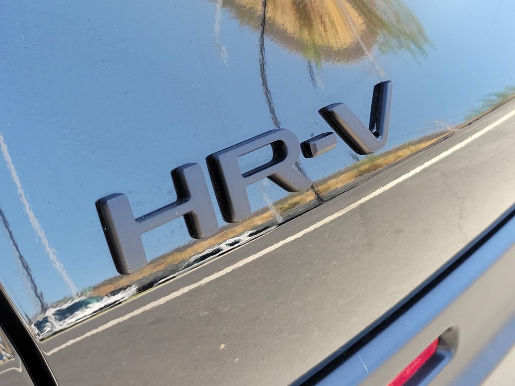 Certified 2027 Honda HR-V Sport image 8