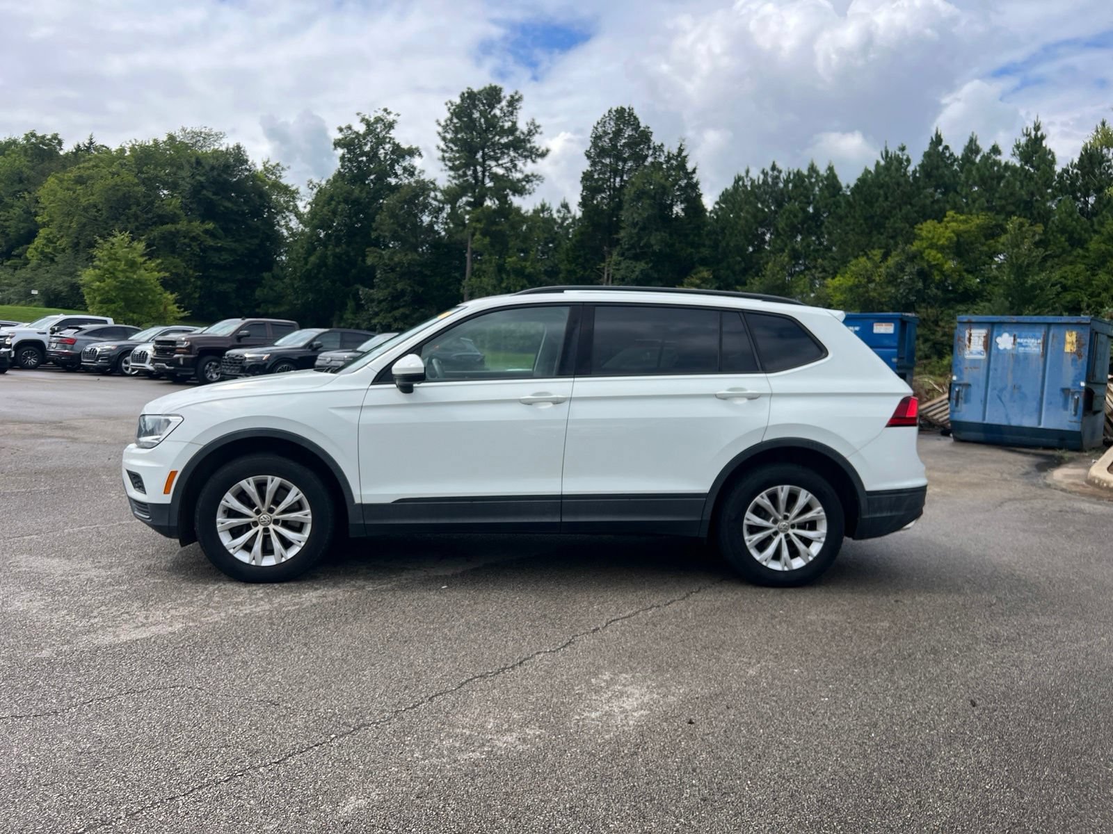 Used 2018 Volkswagen Tiguan S FWD image 3