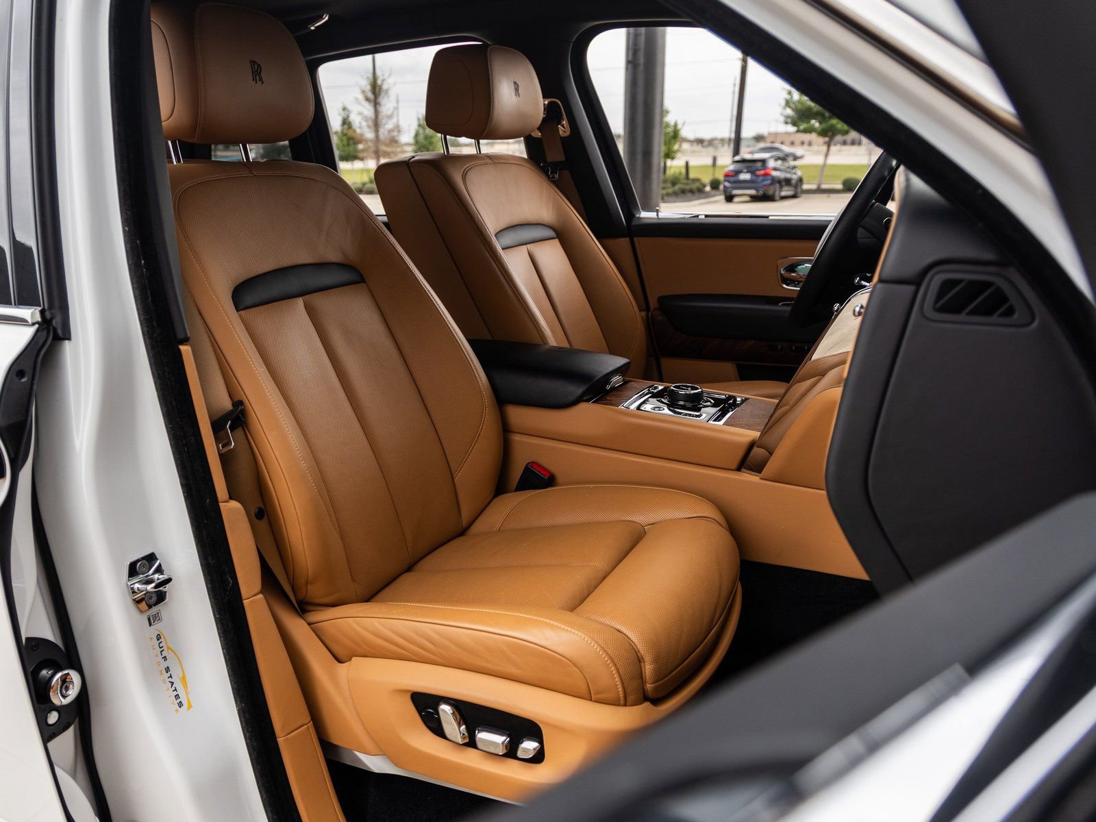 Certified 2022 Rolls-Royce Cullinan image 51