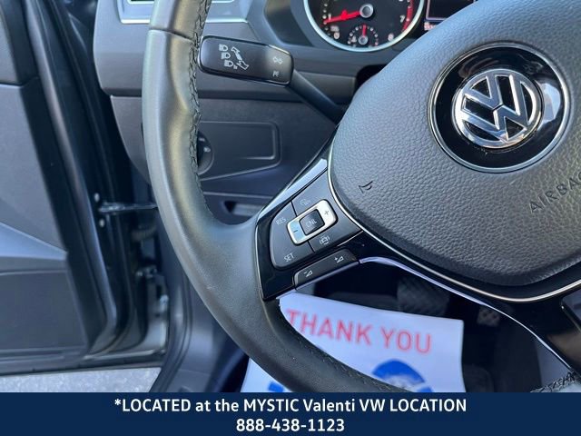 Used 2020 Volkswagen Tiguan SE image 43