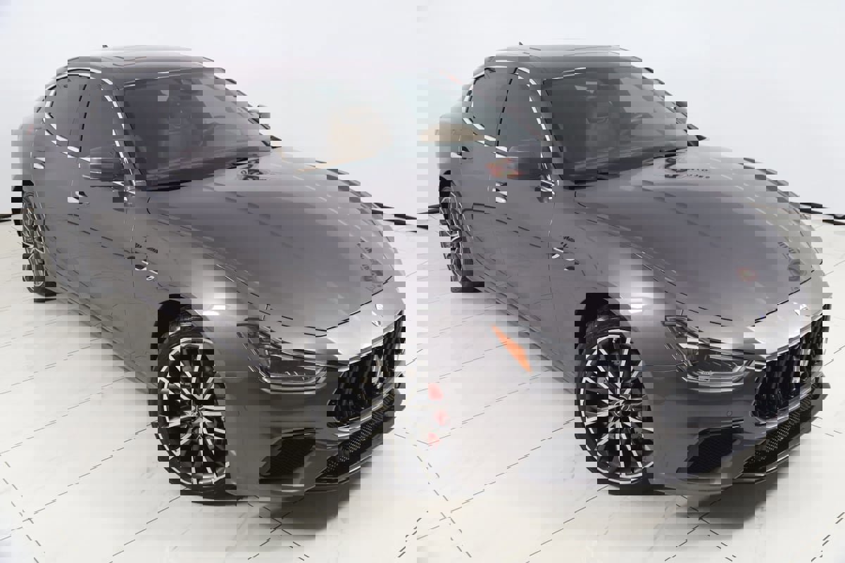 Used 2022 Maserati Ghibli Modena image 20