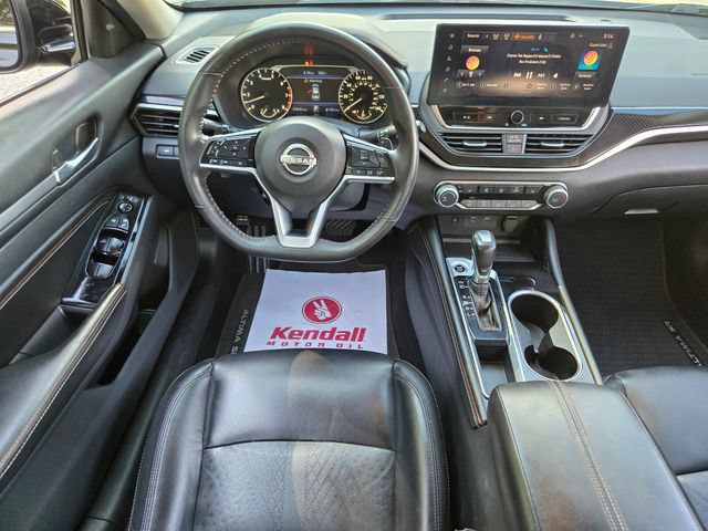 Used 2023 Nissan Altima 2.5 SR w/ SR Premium Package FWD image 14