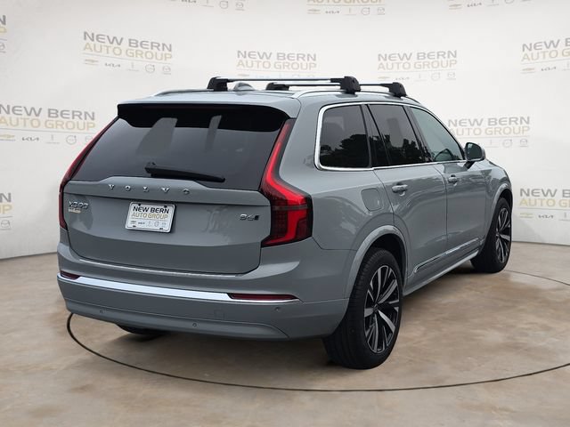 Used 2025 Volvo XC90 B6 Core AWD/4WD image 5