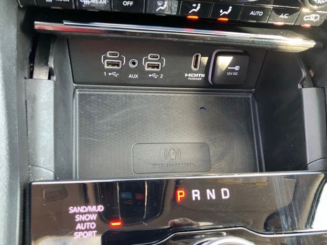 Certified 2023 Jeep Grand Cherokee Limited w/ Luxury Tech Group II AWD/4WD image 20