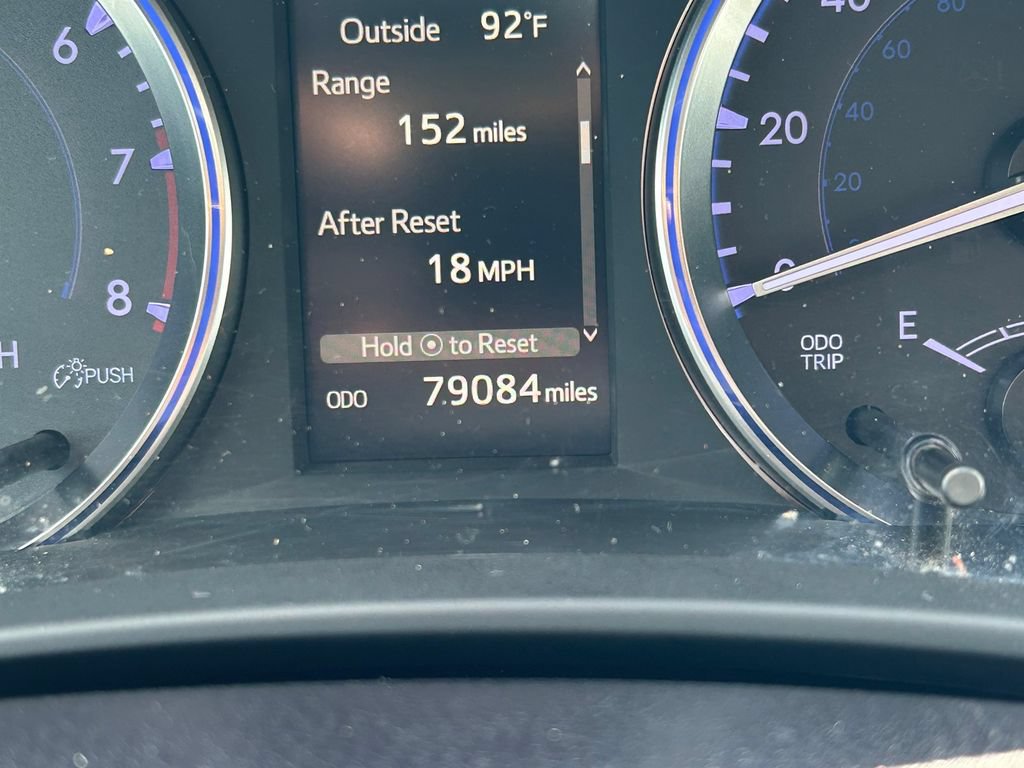 Used 2018 Toyota Highlander Limited FWD image 38