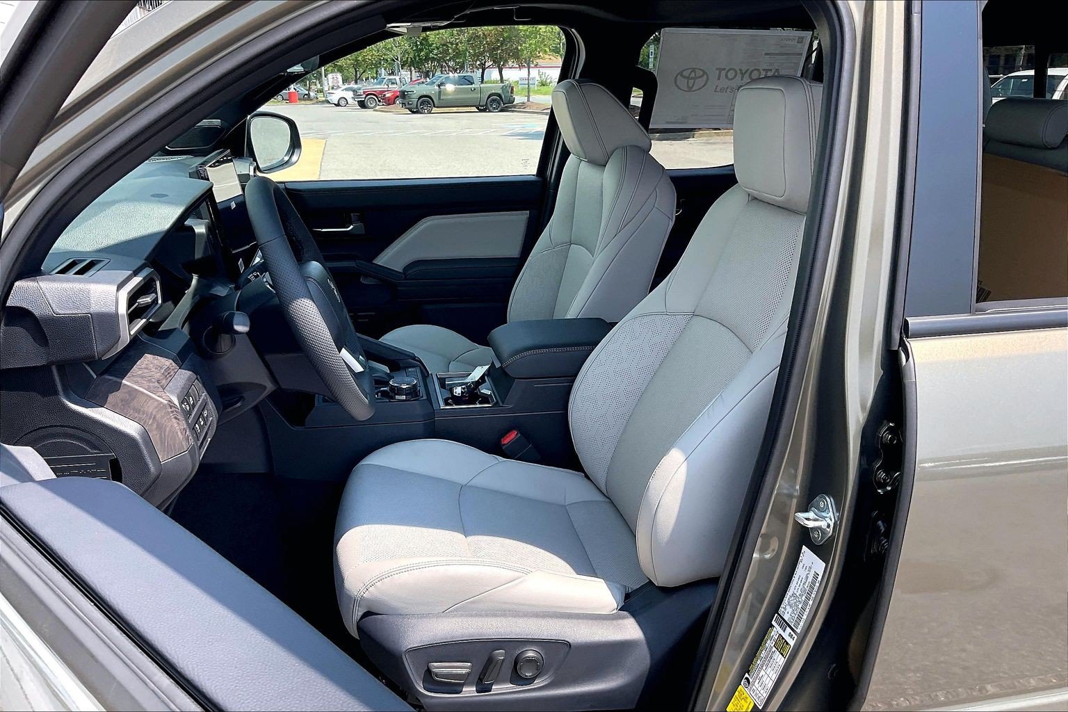 New 2026 Toyota Tacoma Limited AWD/4WD image 11