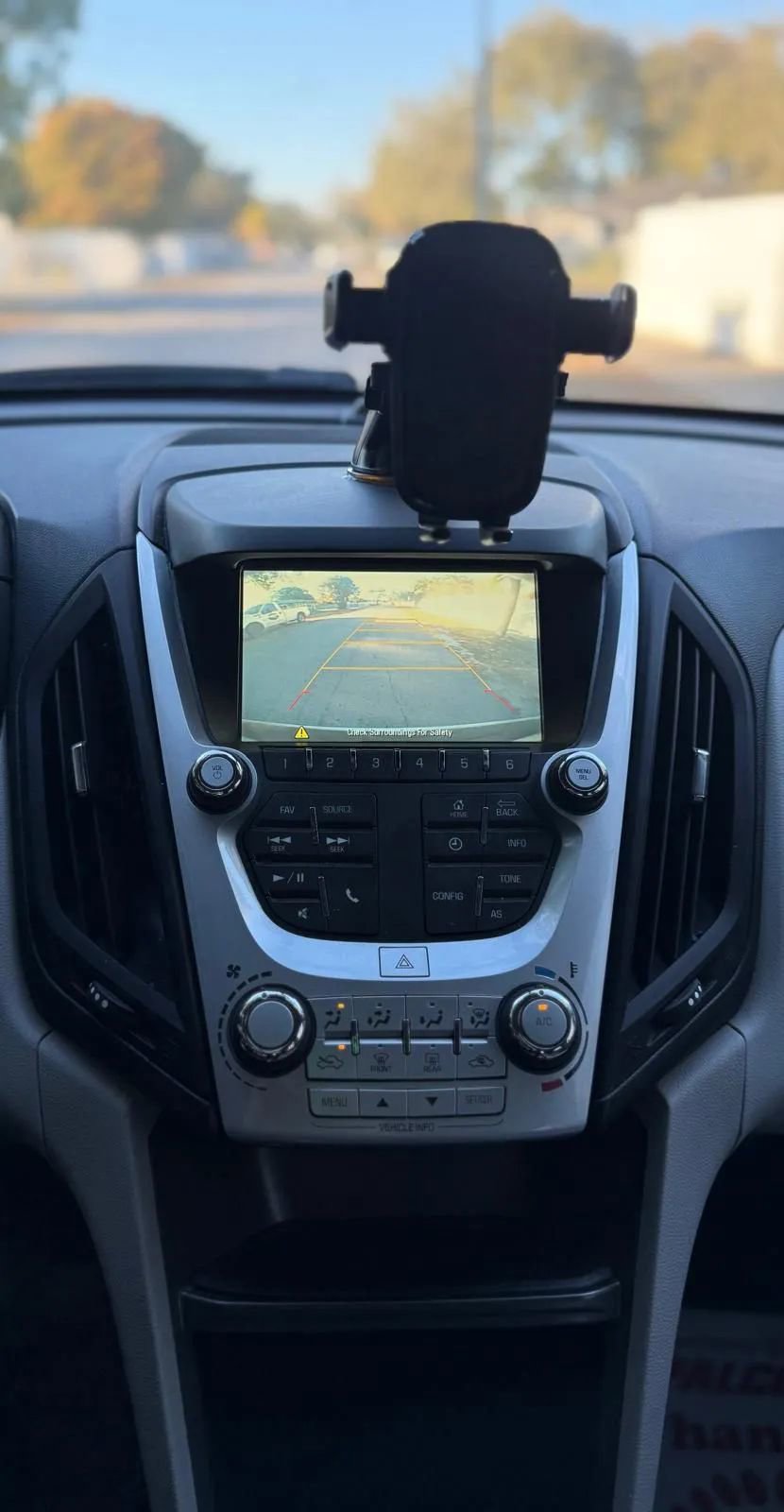 Used 2016 Chevrolet Equinox LT image 13