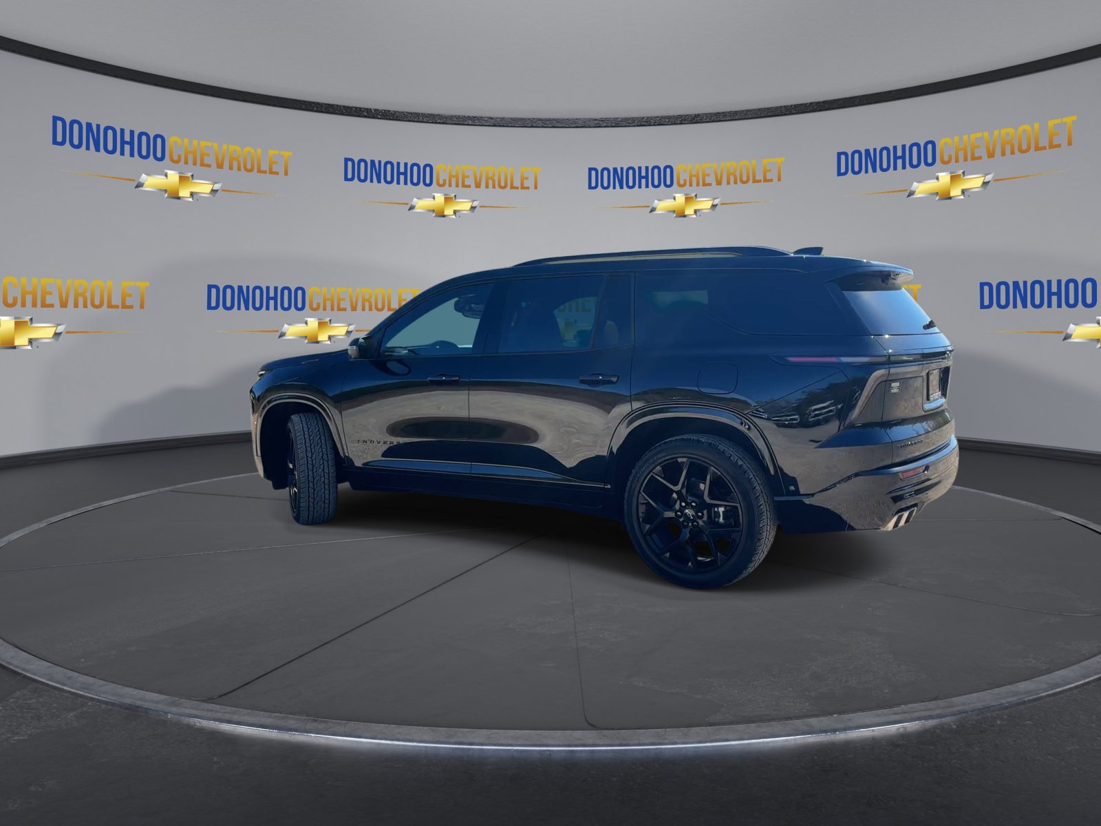 New 2026 Chevrolet Traverse RS w/ LPO, Floor Liner Package image 9