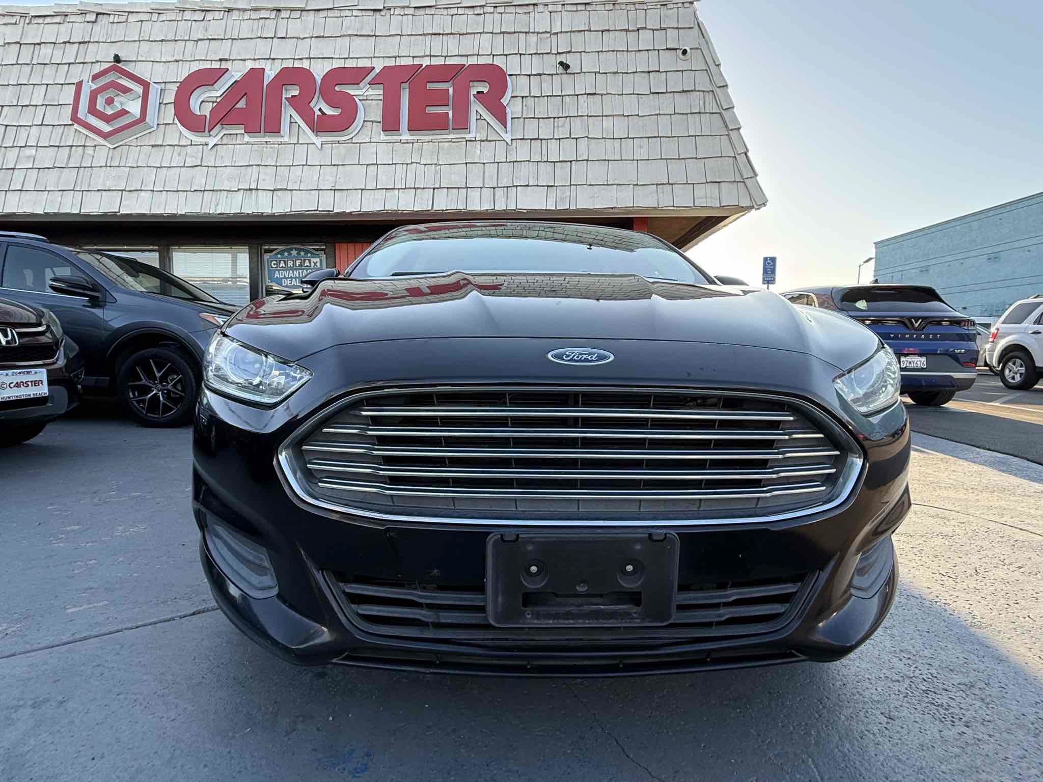 Used 2016 Ford Fusion SE FWD image 27