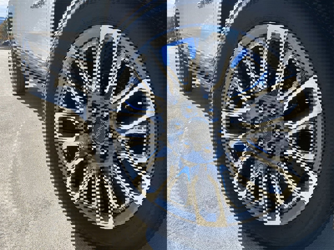 Used 2023 GMC Yukon Denali Ultimate image 7