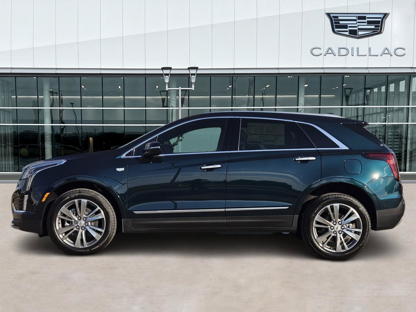 New 2026 Cadillac XT5 Premium Luxury w/ Driver Assist Package FWD image 3