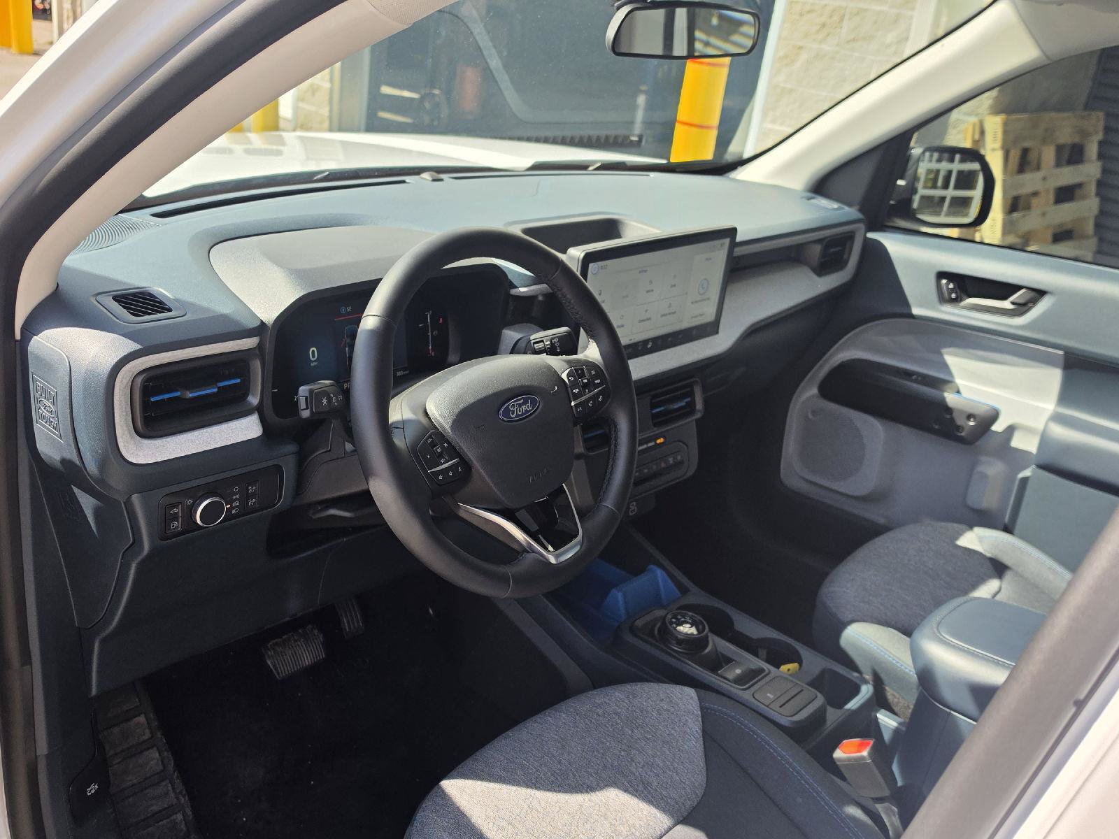 Used 2025 Ford Maverick XLT w/ Equipment Group 301A AWD/4WD image 9