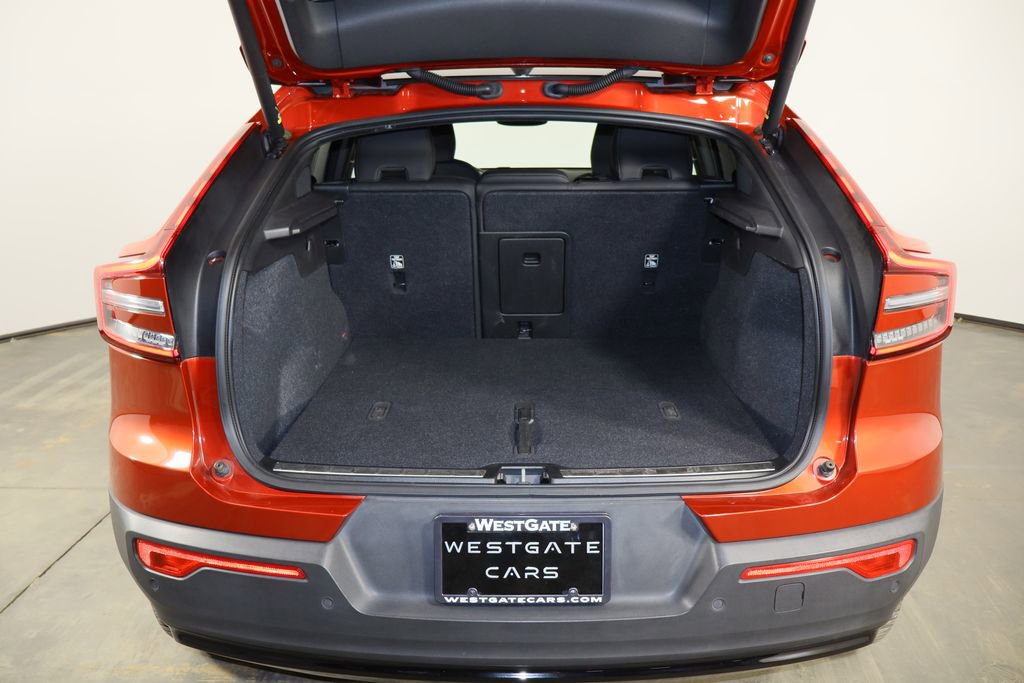 Used 2023 Volvo C40 P8 Recharge Plus w/ Protection Package Premier image 15
