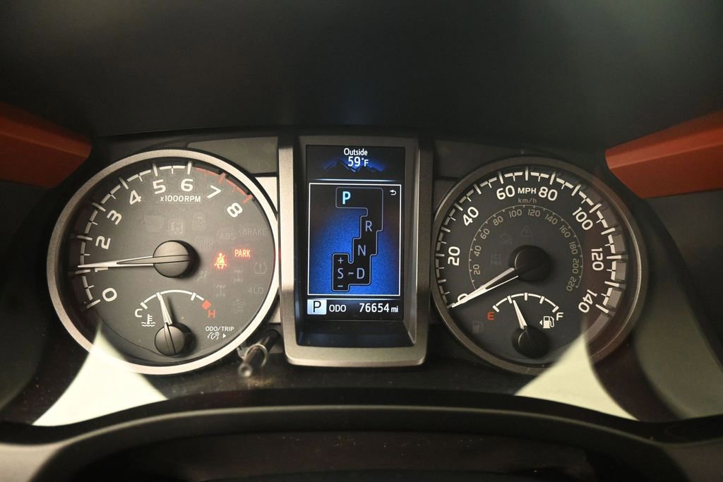 Used 2019 Toyota Tacoma TRD Off-Road AWD/4WD image 19