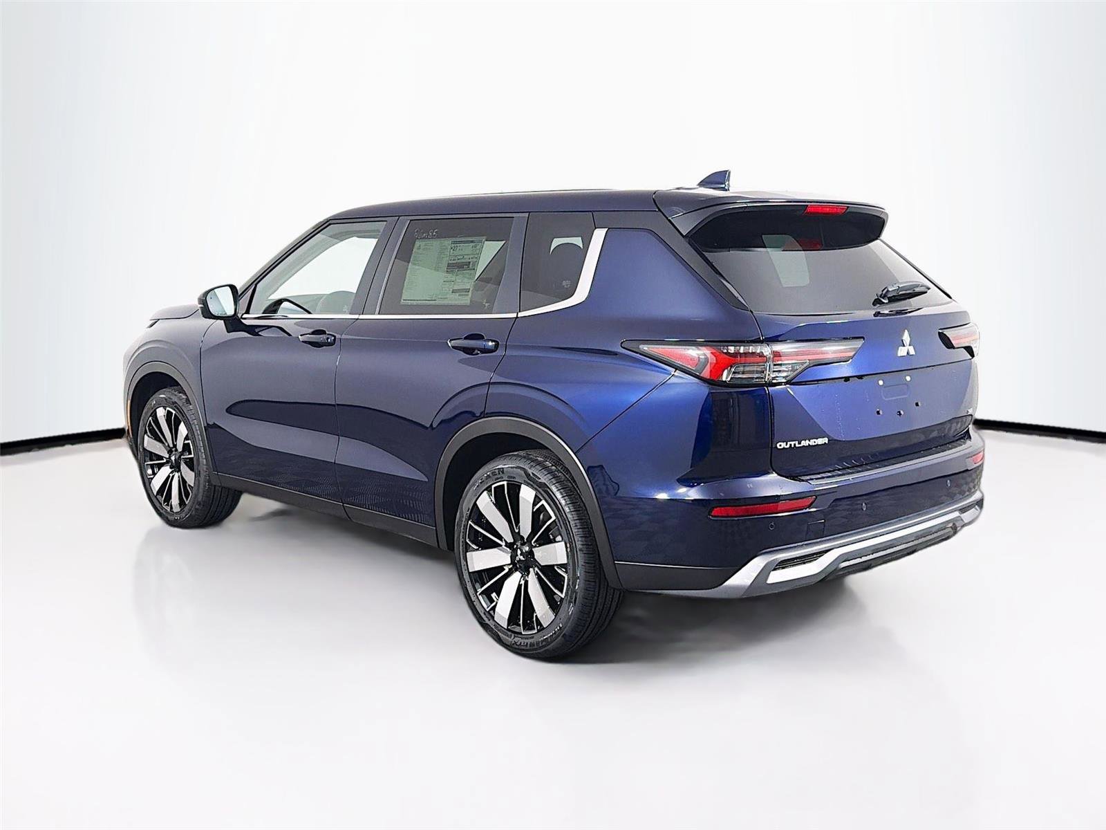 New 2026 Mitsubishi Outlander Ralliart image 5