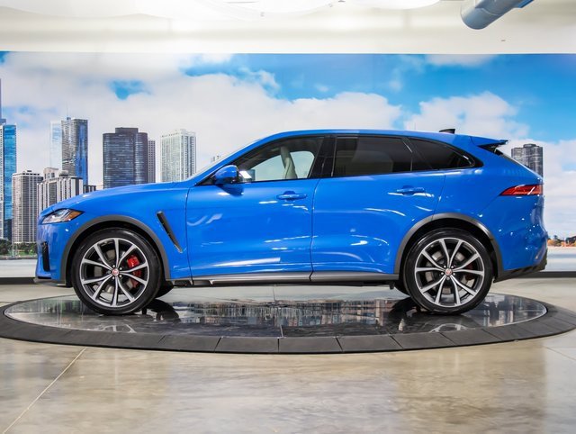 Used 2020 Jaguar F-PACE SVR image 6
