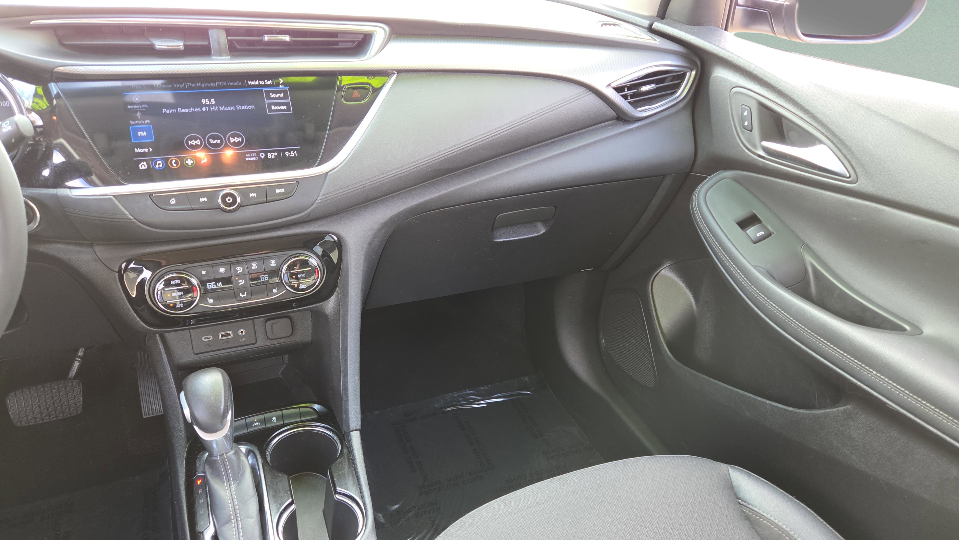 Used 2023 Buick Encore GX Select image 14