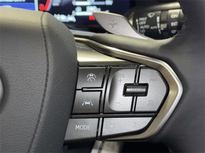 New 2026 Lexus GX 550 AWD/4WD image 17