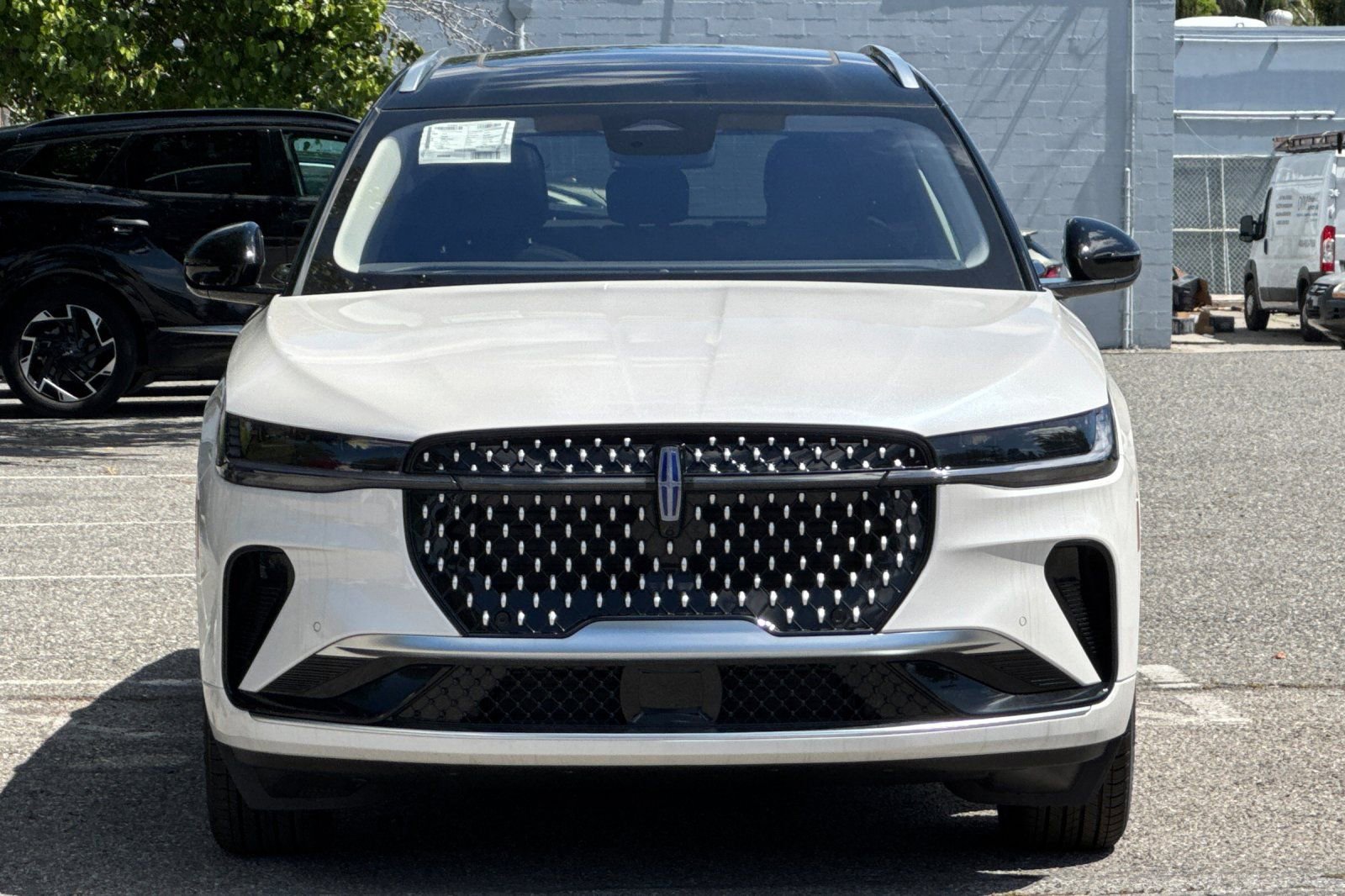 New 2026 Lincoln Nautilus Reserve image 3