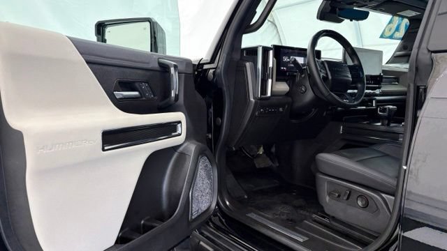 Used 2026 GMC Hummer EV SUV AWD/4WD image 35
